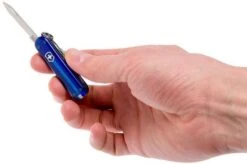 Victorinox Signature, Swiss Pocket Knife, Transparant Blue -Morakniv Knives Sale VT0 6225 T2 05 victorinox vt0 6225 t2 05